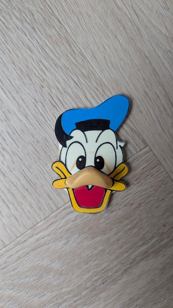 Vintage Donald Duck handdoek haakje, Verzamelen, Ophalen of Verzenden, Donald Duck, Zo goed als nieuw, Beeldje of Figuurtje
