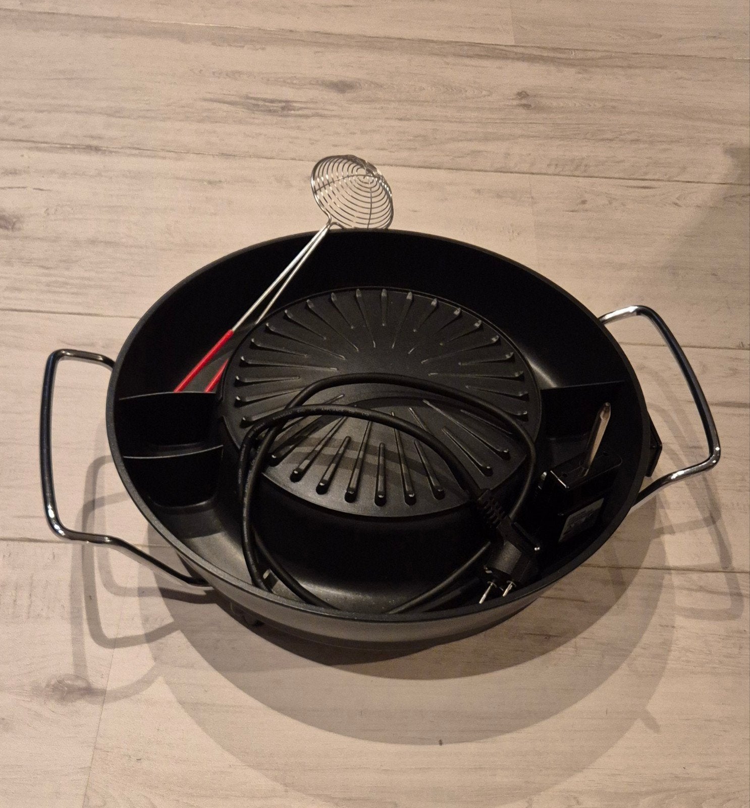 Elektrische grillpan/hotpot met grill en kookfunctie, Ophalen, Gebruikt, 4 t/m 7 personen