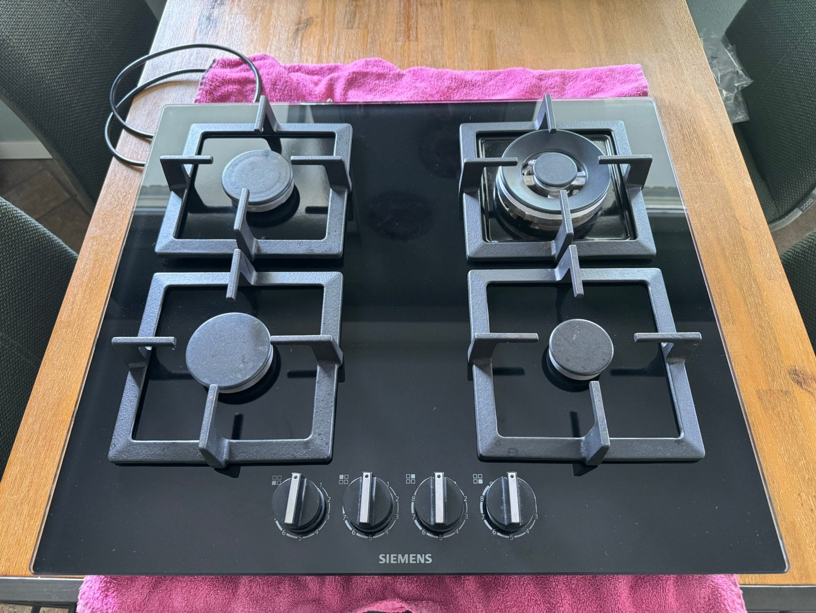 Siemens gaskookplaat EP6A6HC20N, Witgoed en Apparatuur, Kookplaten, Zo goed als nieuw, Inbouw, Gas, 4 kookzones, Ophalen