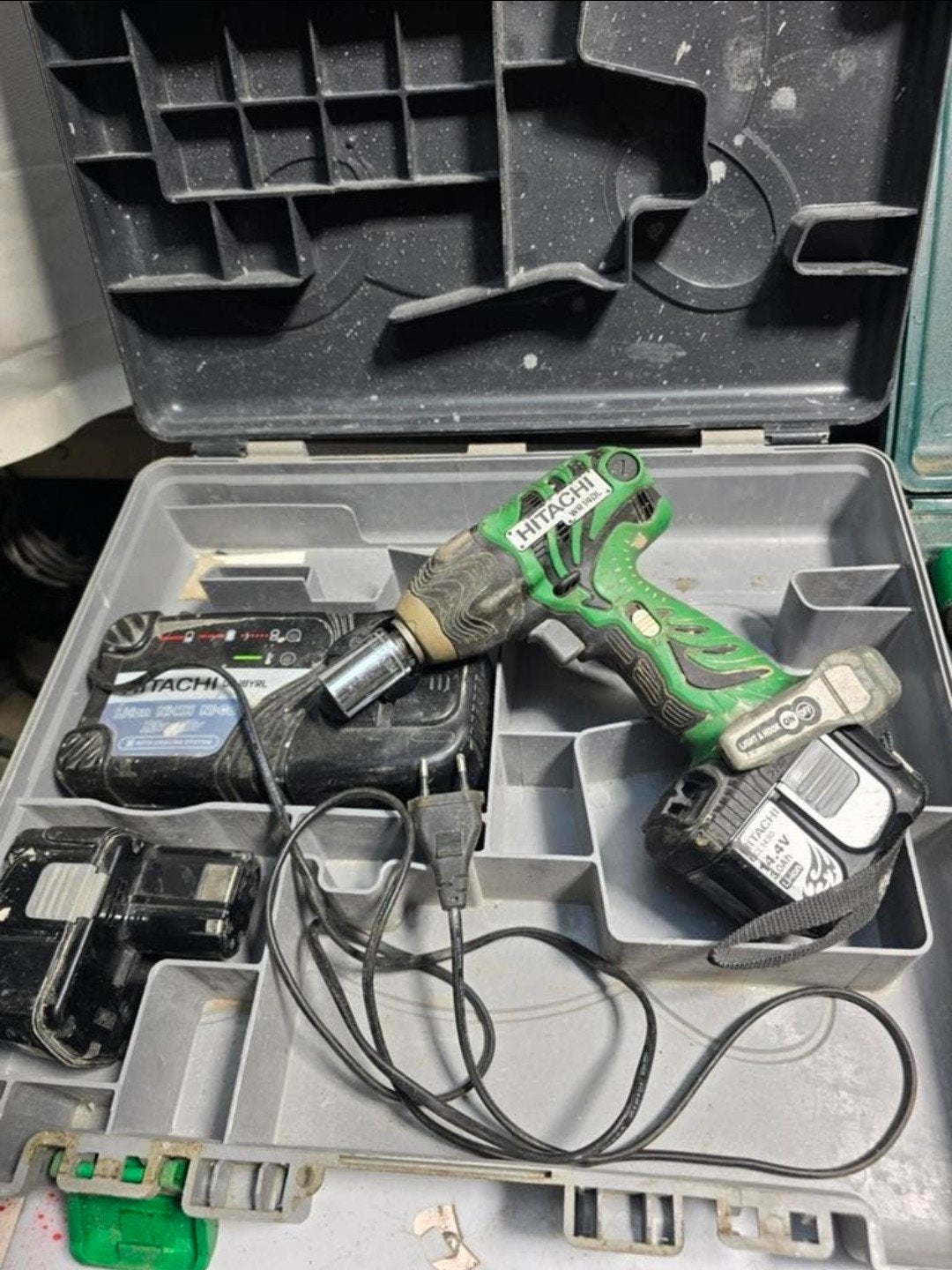 slagmoersleutel + haaks schroefmachine + kettingzaag, Ophalen of Verzenden, N.v.t, N.v.t, N.v.t