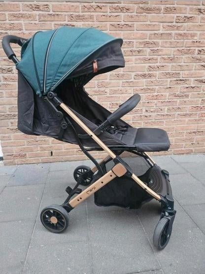 Compacte buggy met zonnekap en verstelbare rugleuning, Onbekend@voorbeeld.com, Onbekend, Zo goed als nieuw, Verstelbare rugleuning