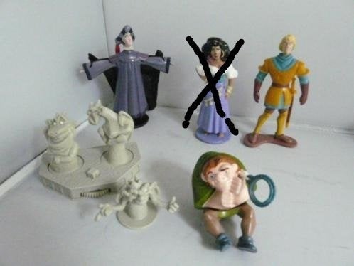 De Klokkenluider van de Notre Dame 6 figuren., Verzamelen, Disney, Ophalen of Verzenden, Overige figuren, Zo goed als nieuw, Beeldje of Figuurtje