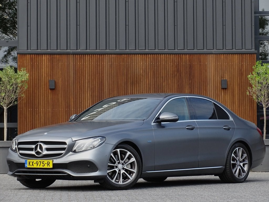 Mercedes-Benz E-Klasse 350 e 286PK / AMG Pakket / *NAP*, Auto's, Automaat, Gebruikt, Euro 6, 4 cilinders