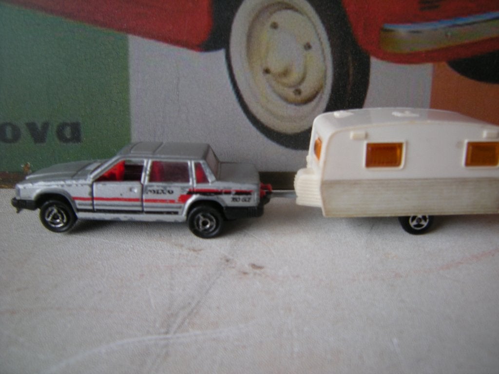 majorette volvo met caravan, Ophalen of Verzenden, Gebruikt, Auto