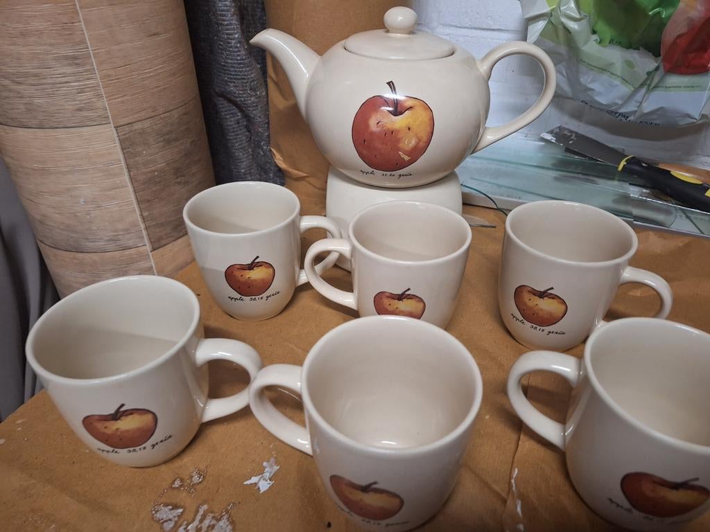 Jet servies, zie beschijving, Antiek en Kunst, Antiek | Servies compleet, Ophalen of Verzenden