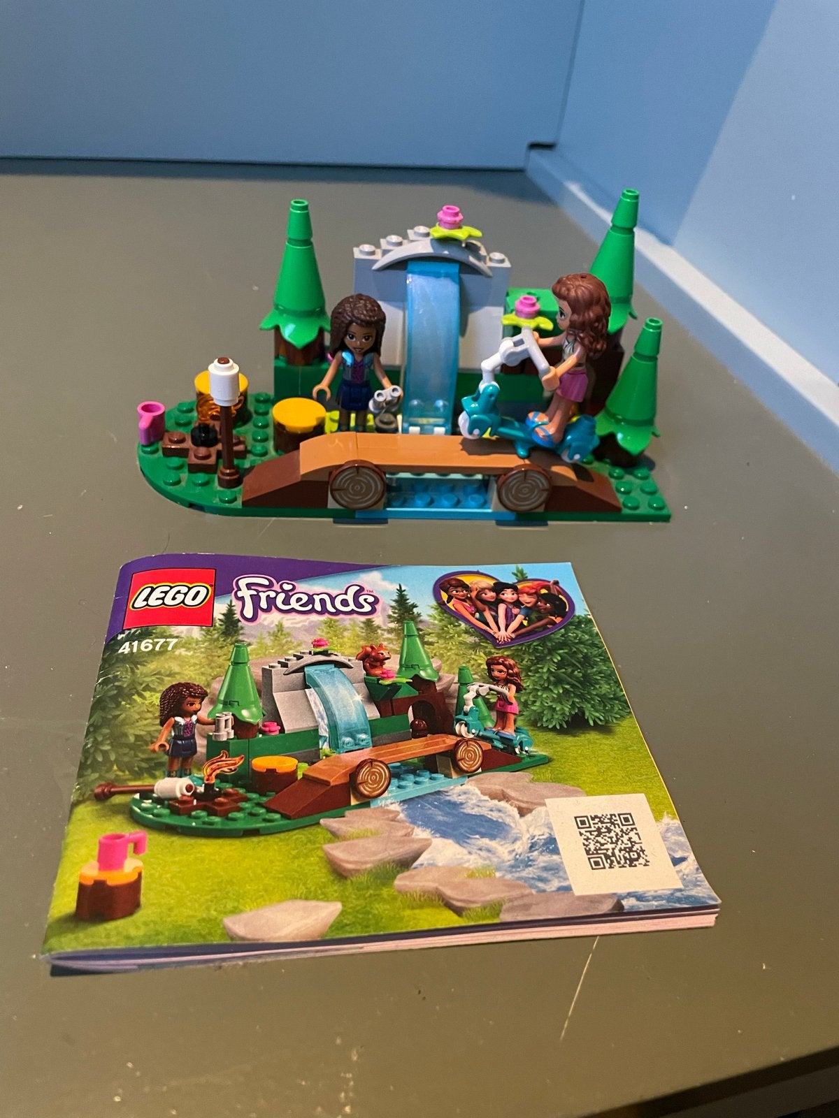 LEGO Friends Waterval in het bos (41677) met boekje, Ophalen of Verzenden, Zo goed als nieuw, Overige merken