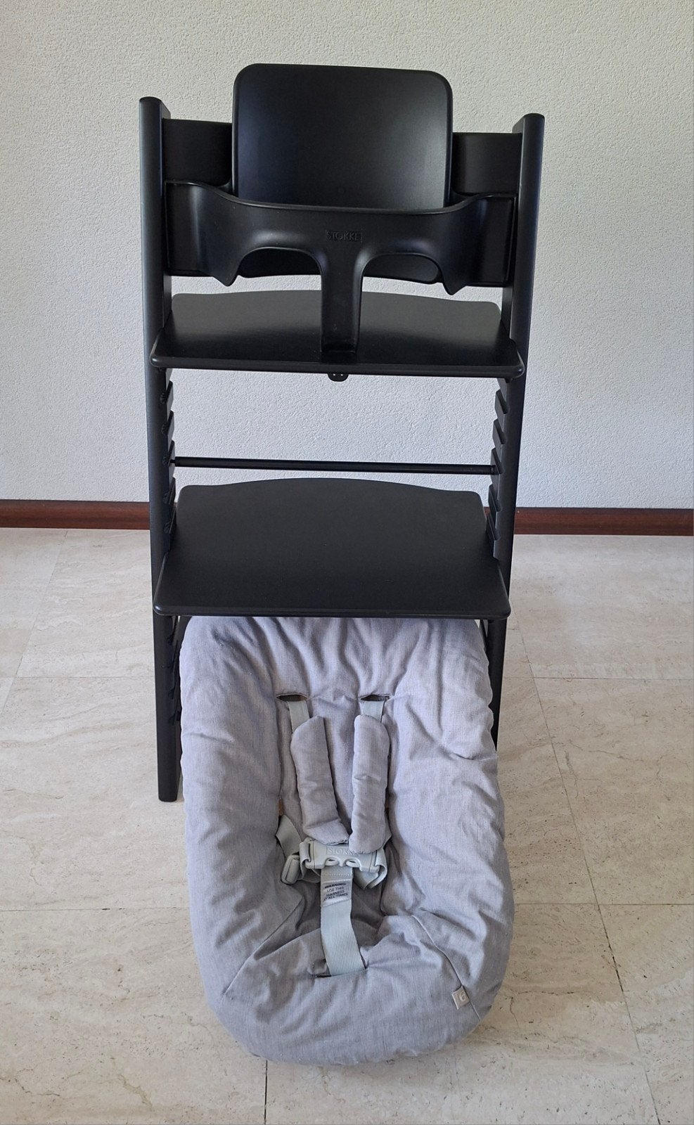 Stokke tripp trapp origineel zwart met baby/newbornset ZGAN, Ophalen, Zo goed als nieuw, Meegroeistoel