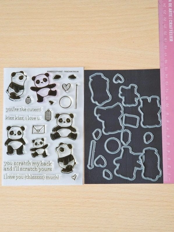 Mama Elephant - Pandamonium Stamp + Die Set, Hobby en Vrije tijd, Ophalen of Verzenden, Zo goed als nieuw, Clearstamp