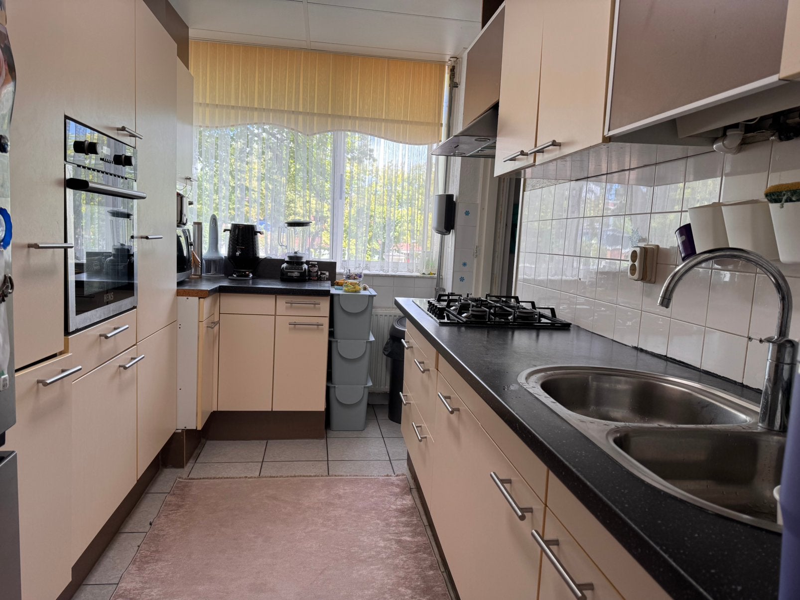 VEILING – COMPLETE KEUKEN EN INBOUWSERIE BİEDEN, Huis en Inrichting, Keuken | Complete keukens, Ophalen of Verzenden, Zo goed als nieuw