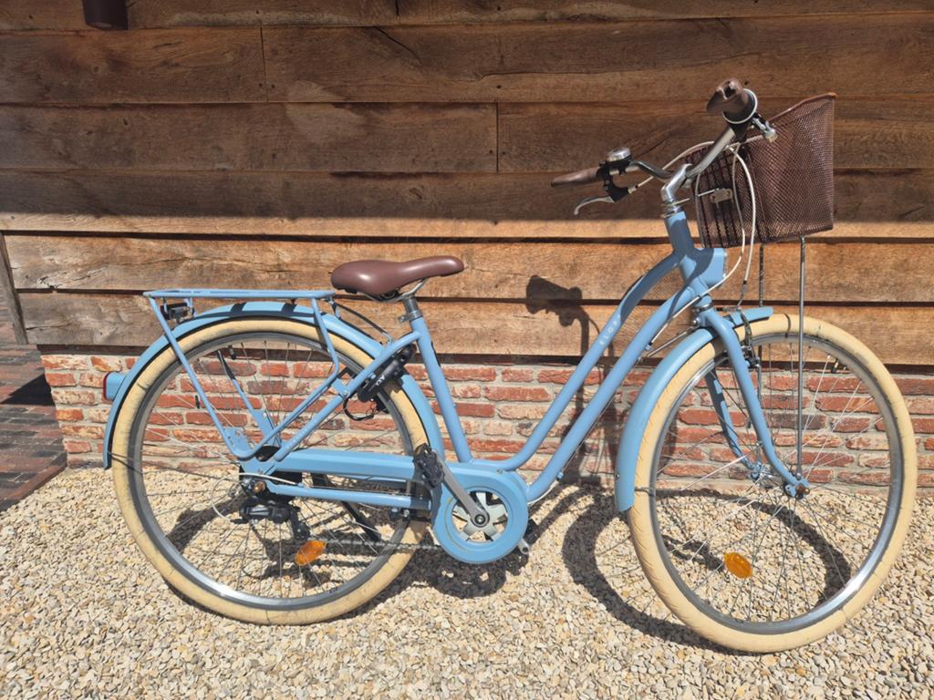 B'Twin Elops 520 Damesfiets 28 inch - Lichtblauw, Fietsen en Brommers, Fietsen | Dames | Damesfietsen, Velgrem, Versnellingen