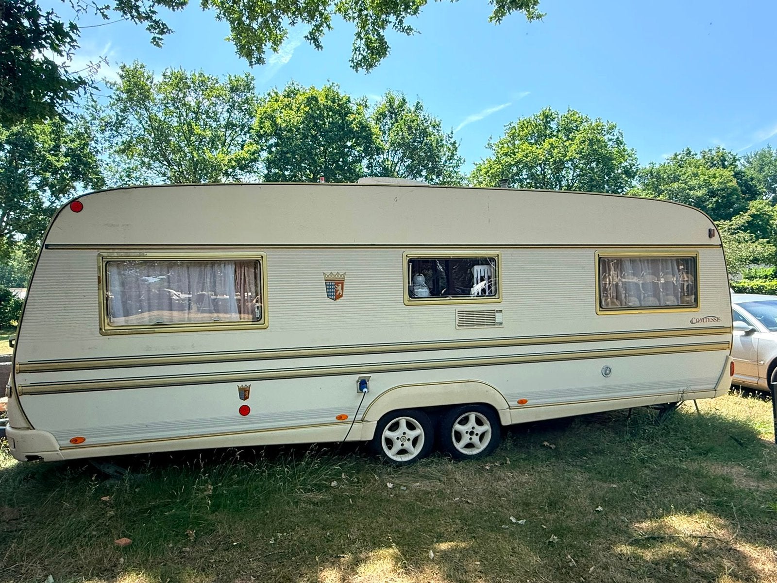 Nette tabbert comtesse 630 inclusief voortent etc, Rondzit, Tabbert, Frans bed, Particulier