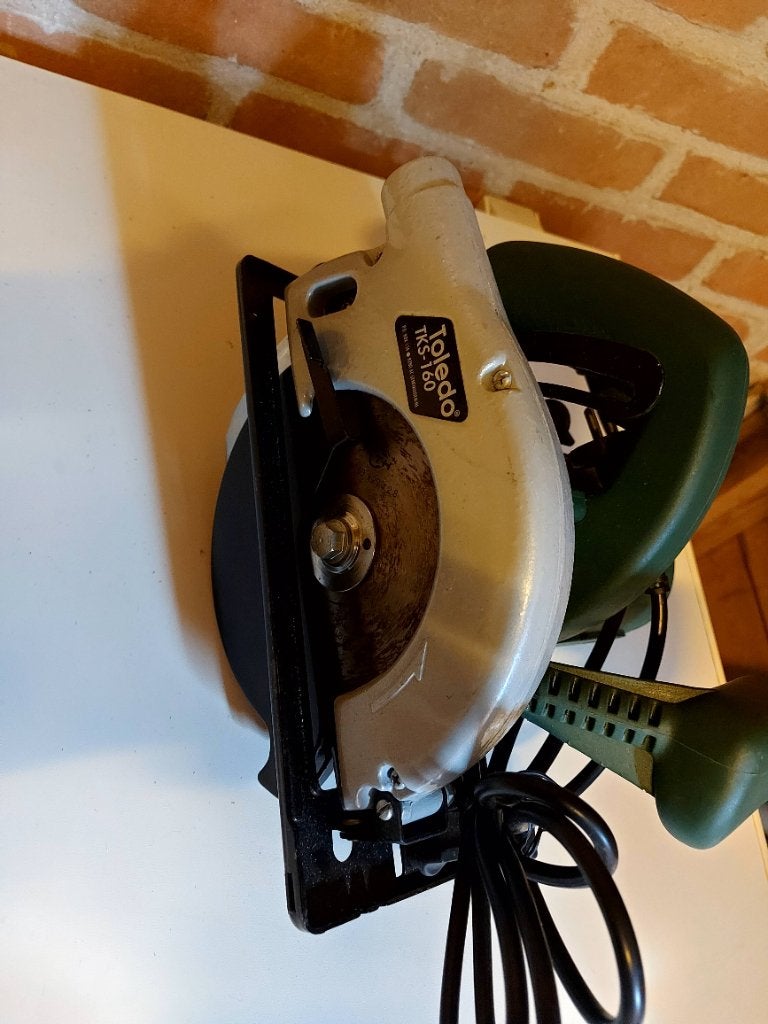 Toledo TKS-160, Doe-het-zelf en Verbouw, Ophalen, Gebruikt, Decoupeerzaag, 600 tot 1200 watt