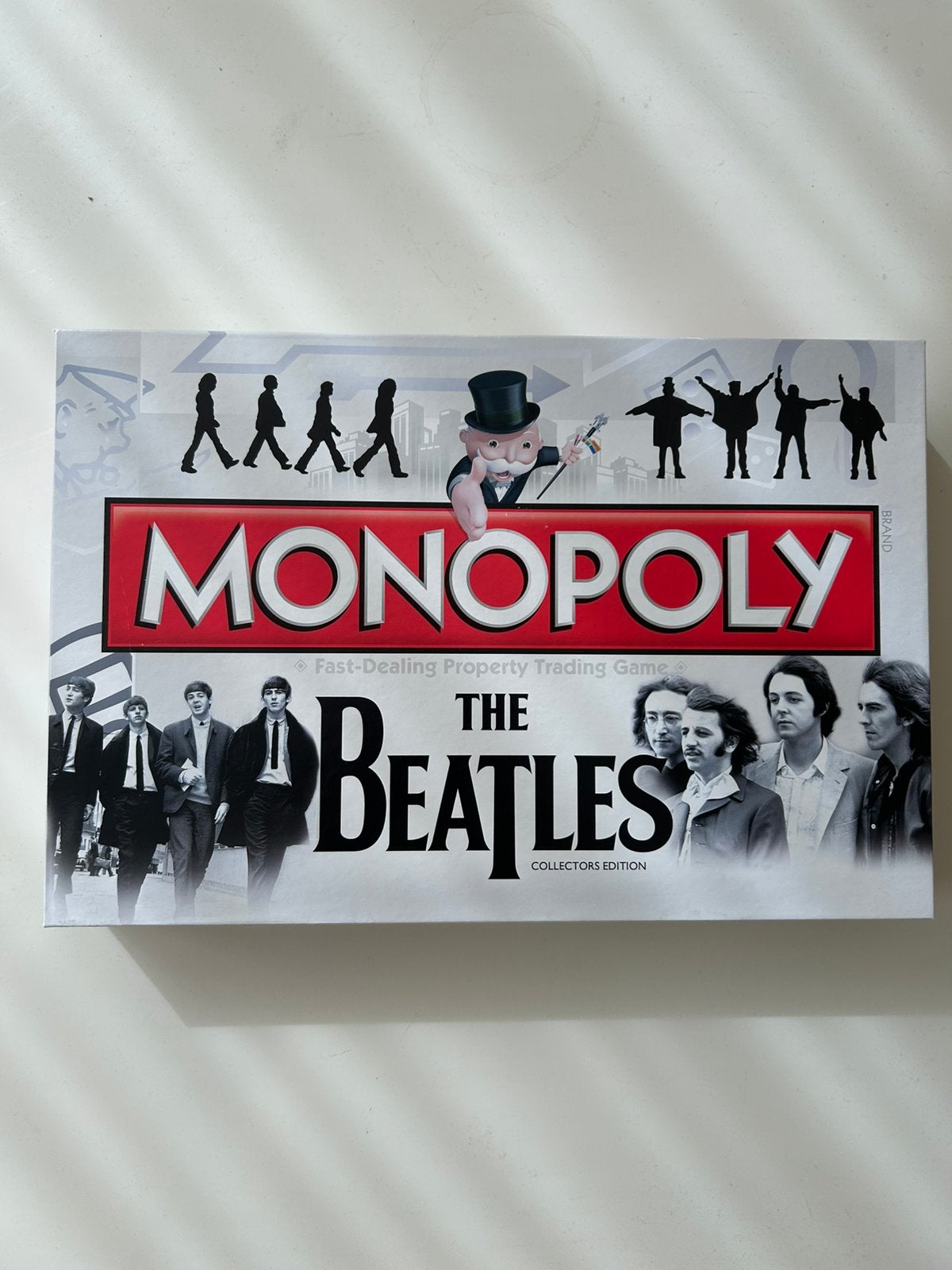 -Monopoly The Beatles- Collectors Item, Vijf spelers of meer, Ophalen of Verzenden, Zo goed als nieuw, Parker Brothers