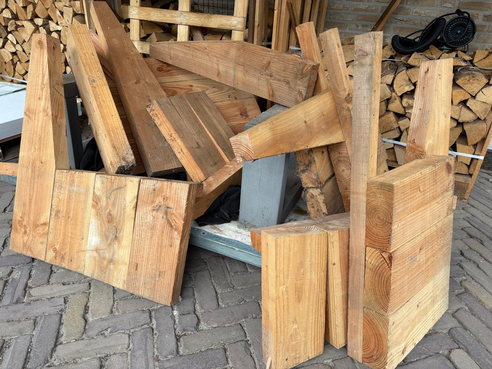 GRATIS af te halen; partij gebruikt Douglas hout, Ophalen, Gebruikt, 50 mm of meer, Balk