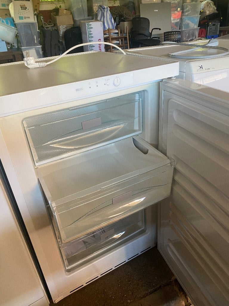 Vriezer van Miele, Ophalen, Minder dan 60 cm, 160 cm of meer