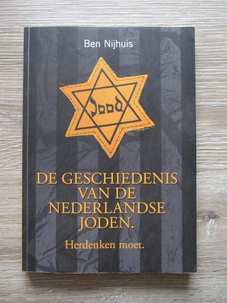 De geschiedenis van de Nederlandse Joden - Ben Nijhuis, Ophalen of Verzenden, Gelezen