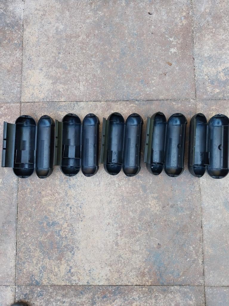 5 stuks Handson stekkersafe, Ophalen of Verzenden, Zo goed als nieuw