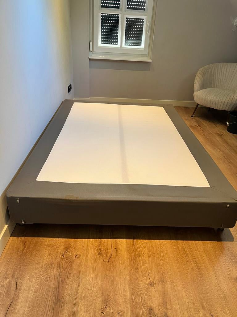 Boxspring 140x200 - Comfortabel en Stijlvol, Huis en Inrichting, Slaapkamer | Boxsprings, Ophalen, Gebruikt, 140 cm, Twijfelaar