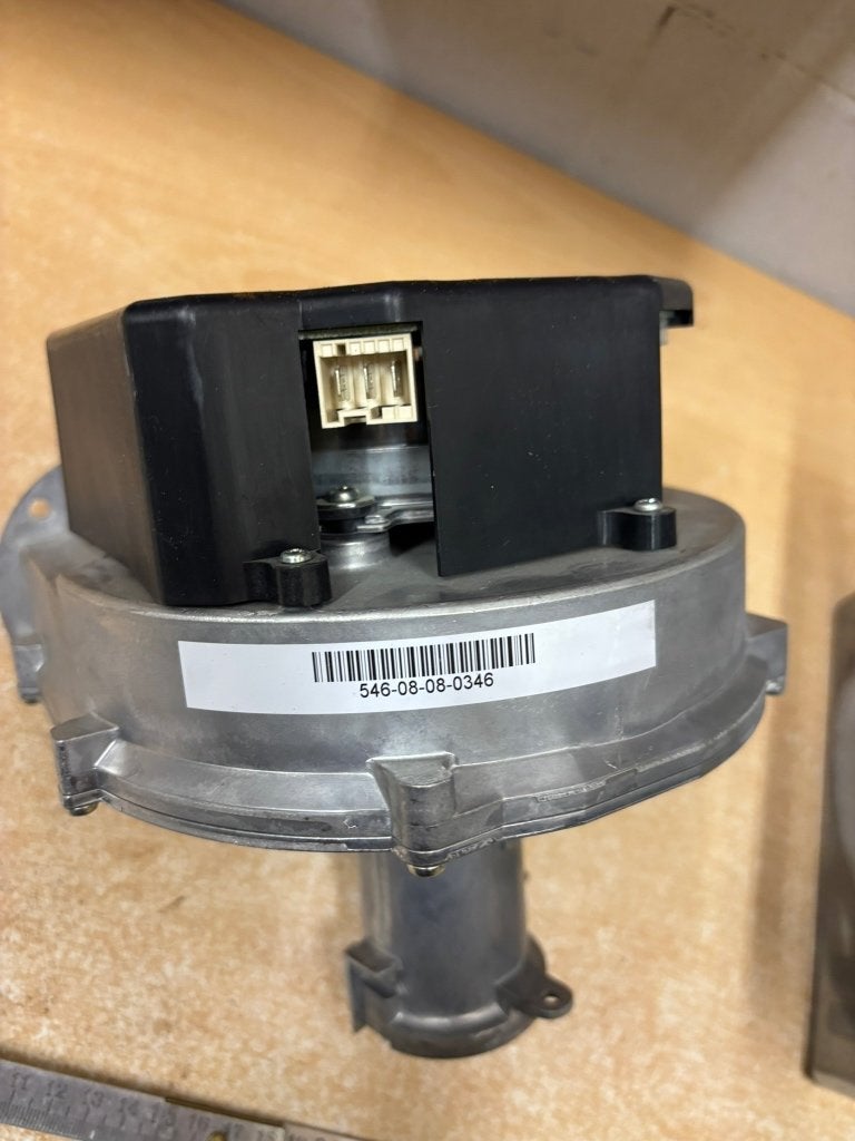 Ventilator voor Cv-ketel - Zo goed als nieuw, Gebruikt, Minder dan 30 cm, Cv-ketel of Combi-ketel, Minder dan 60 cm