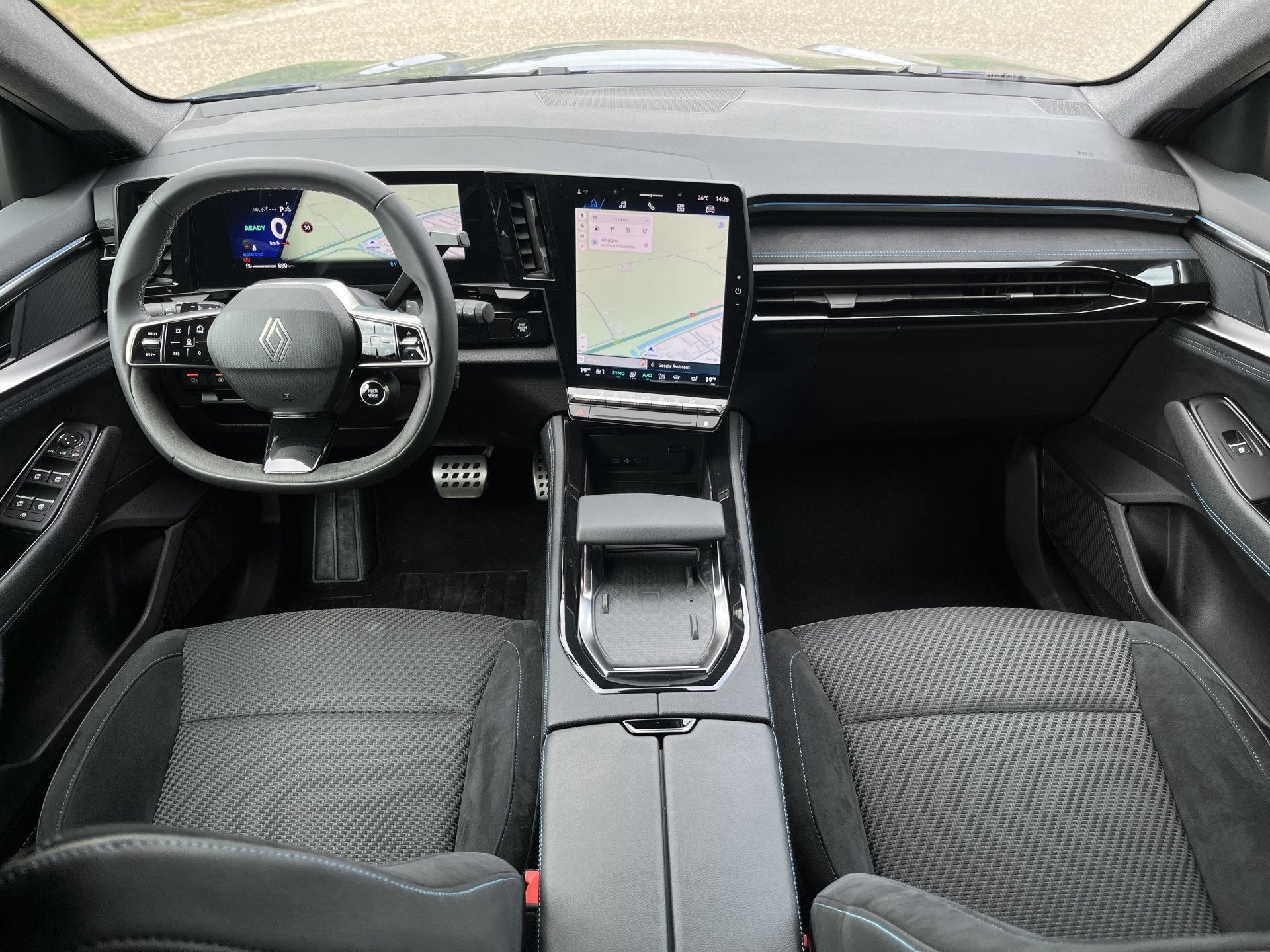 Renault Austral 1.2 E-Tech full hybrid 200PK techno esprit A, 12 maanden, Gebruikt, 1199 cc, Blauw