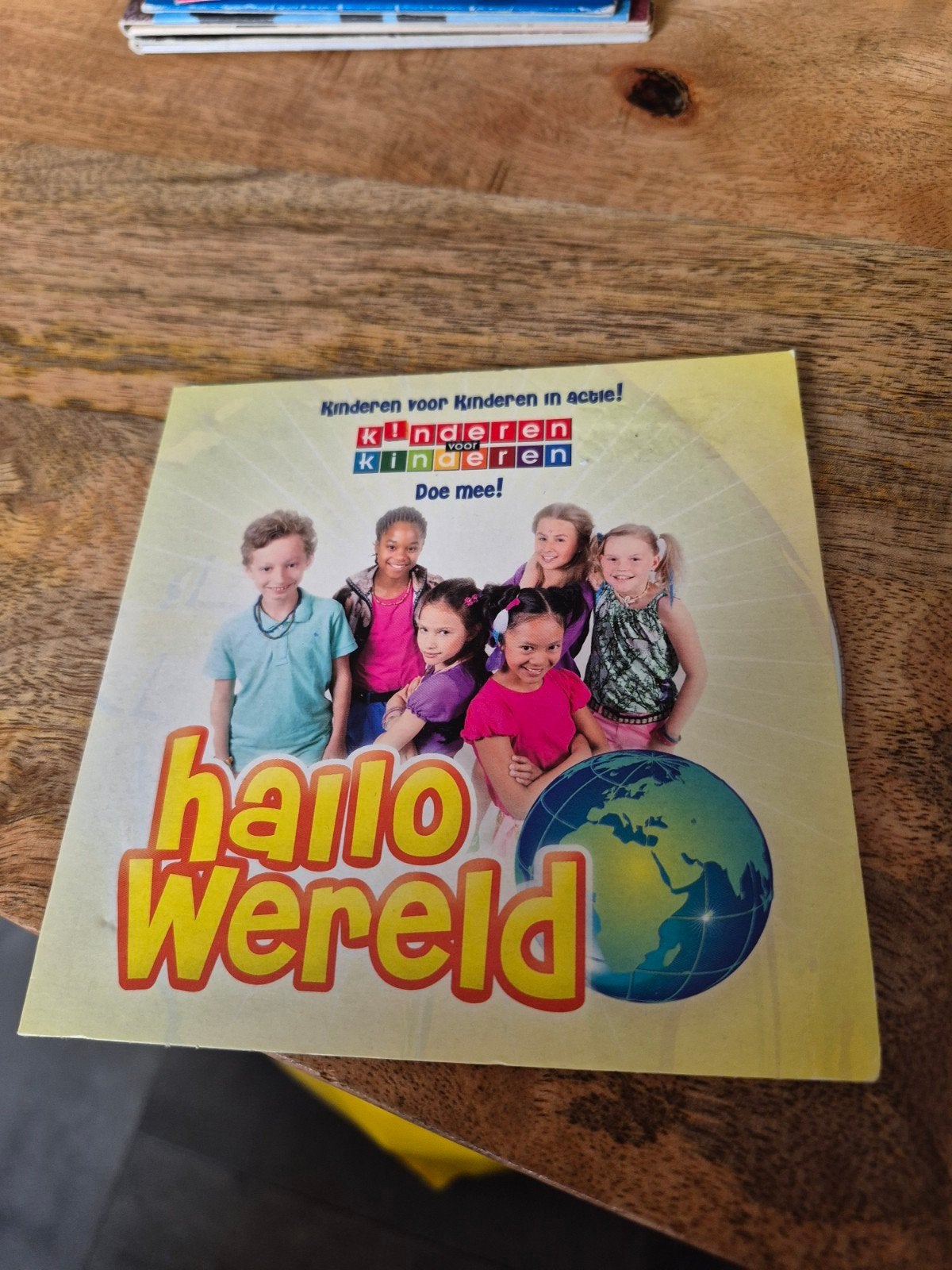 Kinderen voor Kinderen - Hallo Wereld CD (Promo), Ophalen of Verzenden, Gebruikt, Muziek, 6 tot 9 jaar