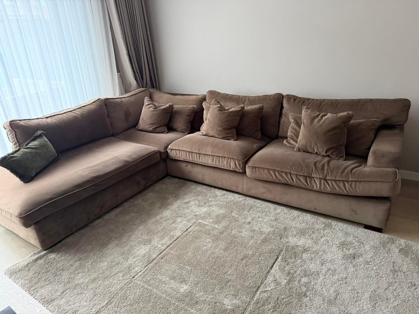 Hoekbank velvet Taupe 250x320 Rofra, Ophalen, Zo goed als nieuw