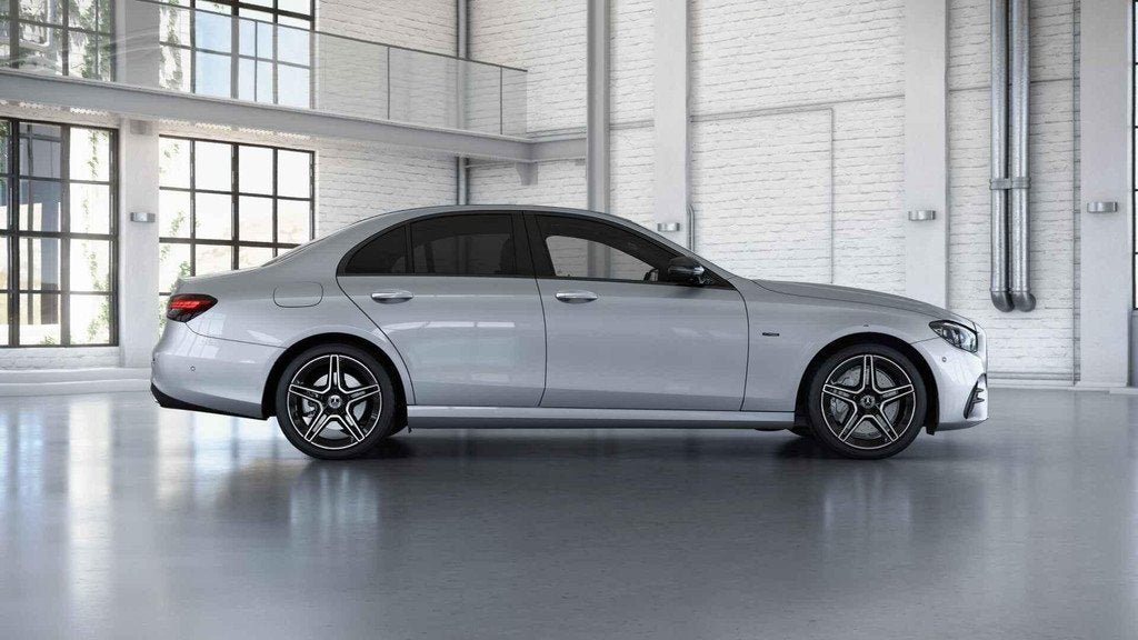 Mercedes-Benz E-klasse 300 e 4MATIC AMG Line | Night | Panor, Auto's, Mercedes-Benz, Automaat, 14 kWh, Gebruikt, 4 cilinders