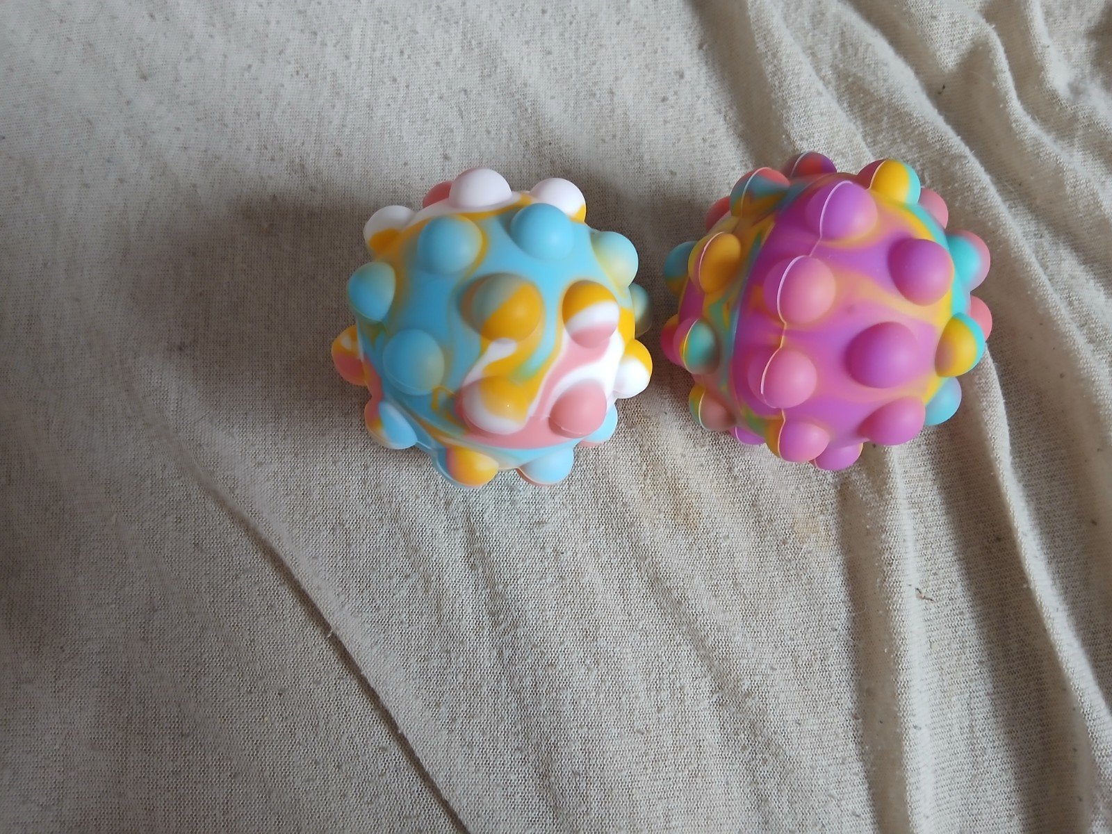 pop it balletjes, Ophalen