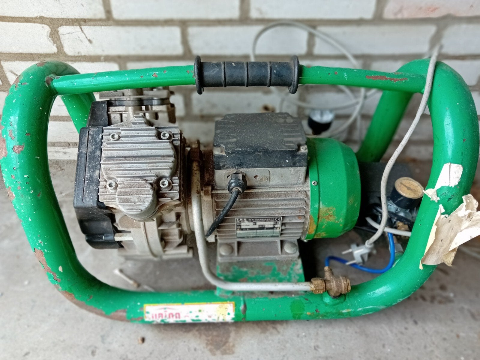 union compressor, Minder dan 25 liter, Ophalen, Gebruikt, Minder dan 200 liter/min