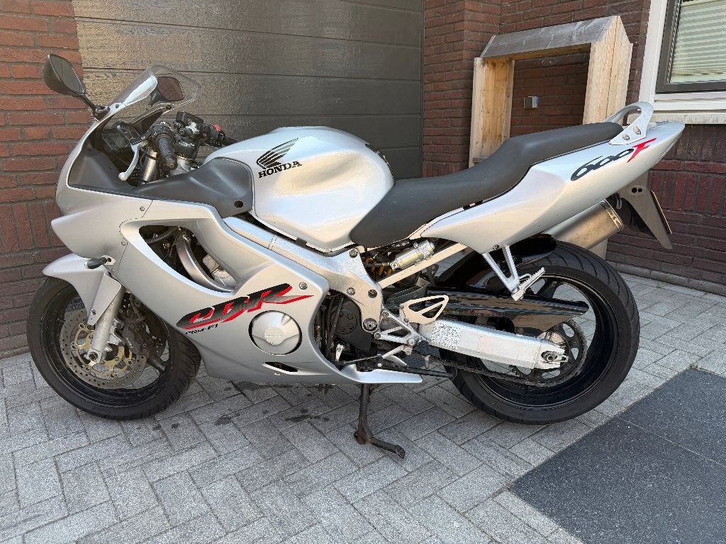 Honda CBR 600F - 41.127 km, LED Verlichting, 4 cilinders, Motorrijbewijs A, Gebruikt