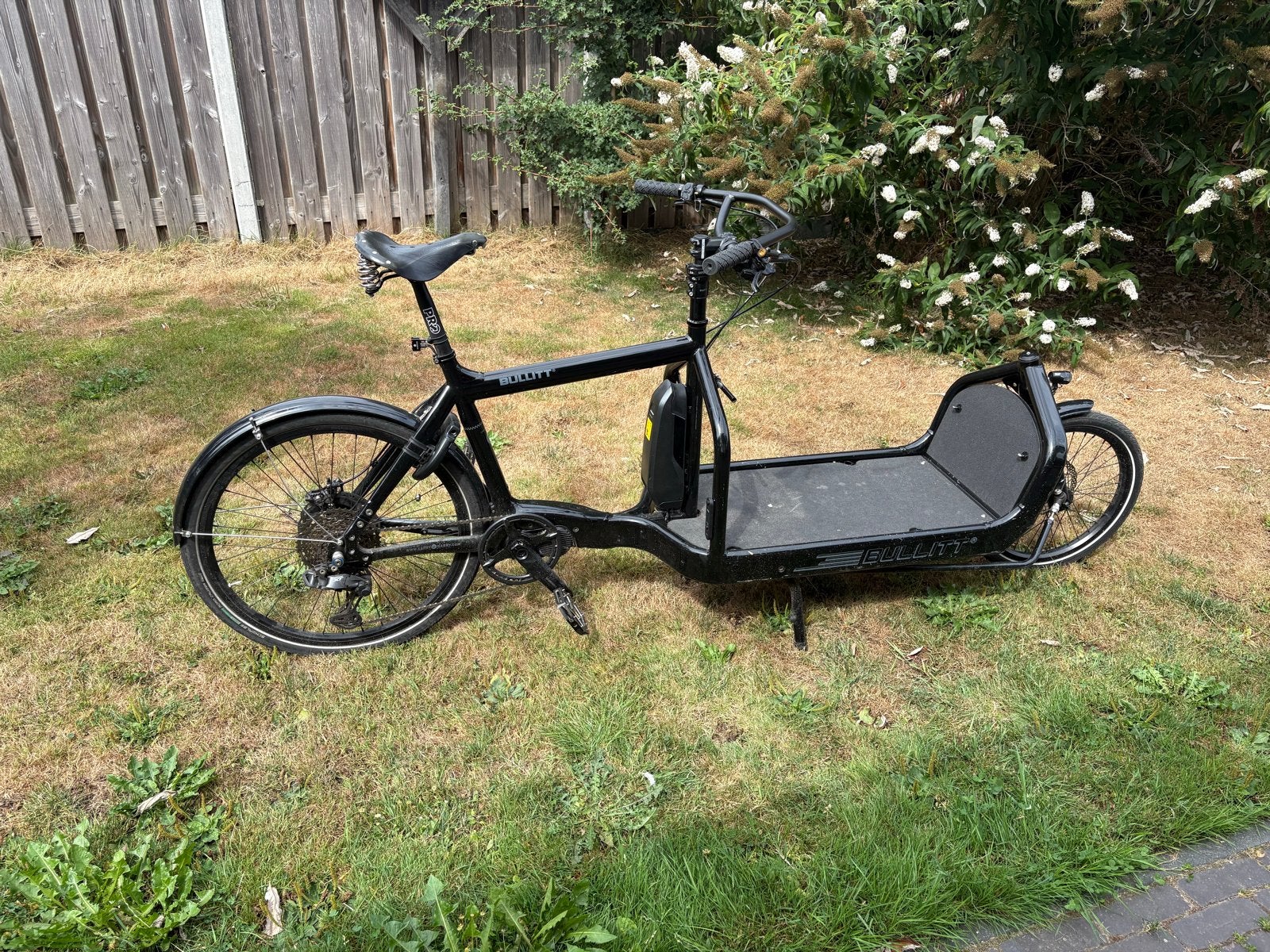 Bullitt bakfiets - Harry VS Larry - Elektrisch, Fietsen en Brommers, Fietsen | Bakfietsen, Gebruikt, Goederen, Elektrisch, Schijfrem