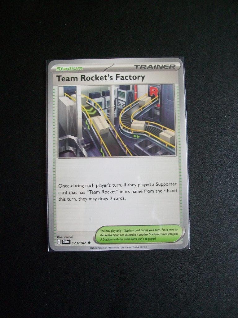 2356. Nieuwe Pokemon Kaart TEAM ROCKET's FACTORY (173/182), Verzenden, Nieuw, Losse kaart