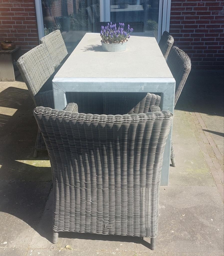Tuintafel met massief blad van natuursteen, Tuin en Terras, Tuinsets en Loungesets, Ophalen, Gebruikt, Overige materialen