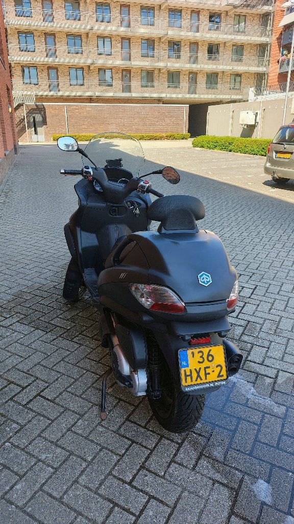 Mat zwart Piaggio MP3 400cc LT, 400 cc, Scooter, Motorrijbewijs A, Gebruikt