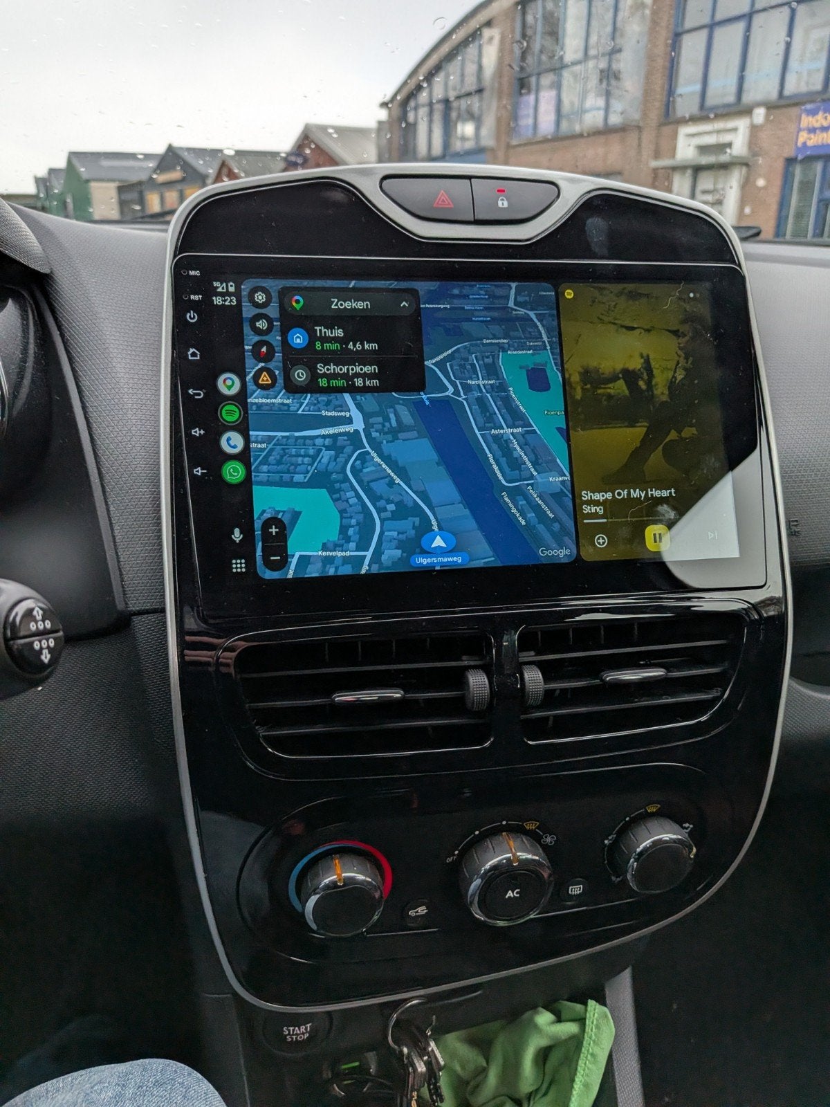 Renault clio 4 CarPlay & Android radio, Auto diversen, Autoradio's, Ophalen of Verzenden, Gebruikt