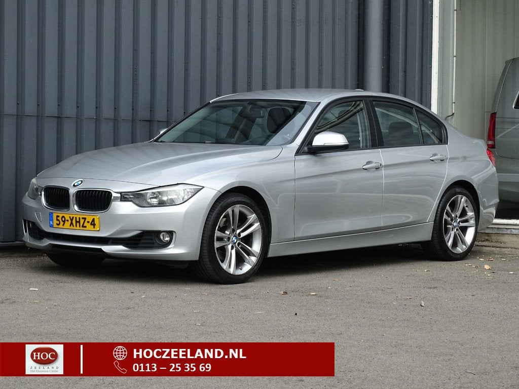 BMW 3-serie 320i Executive Automaat | 18" | Afn. Trekhaak |, Auto's, Automaat, Euro 5, Achterwielaandrijving, Gebruikt