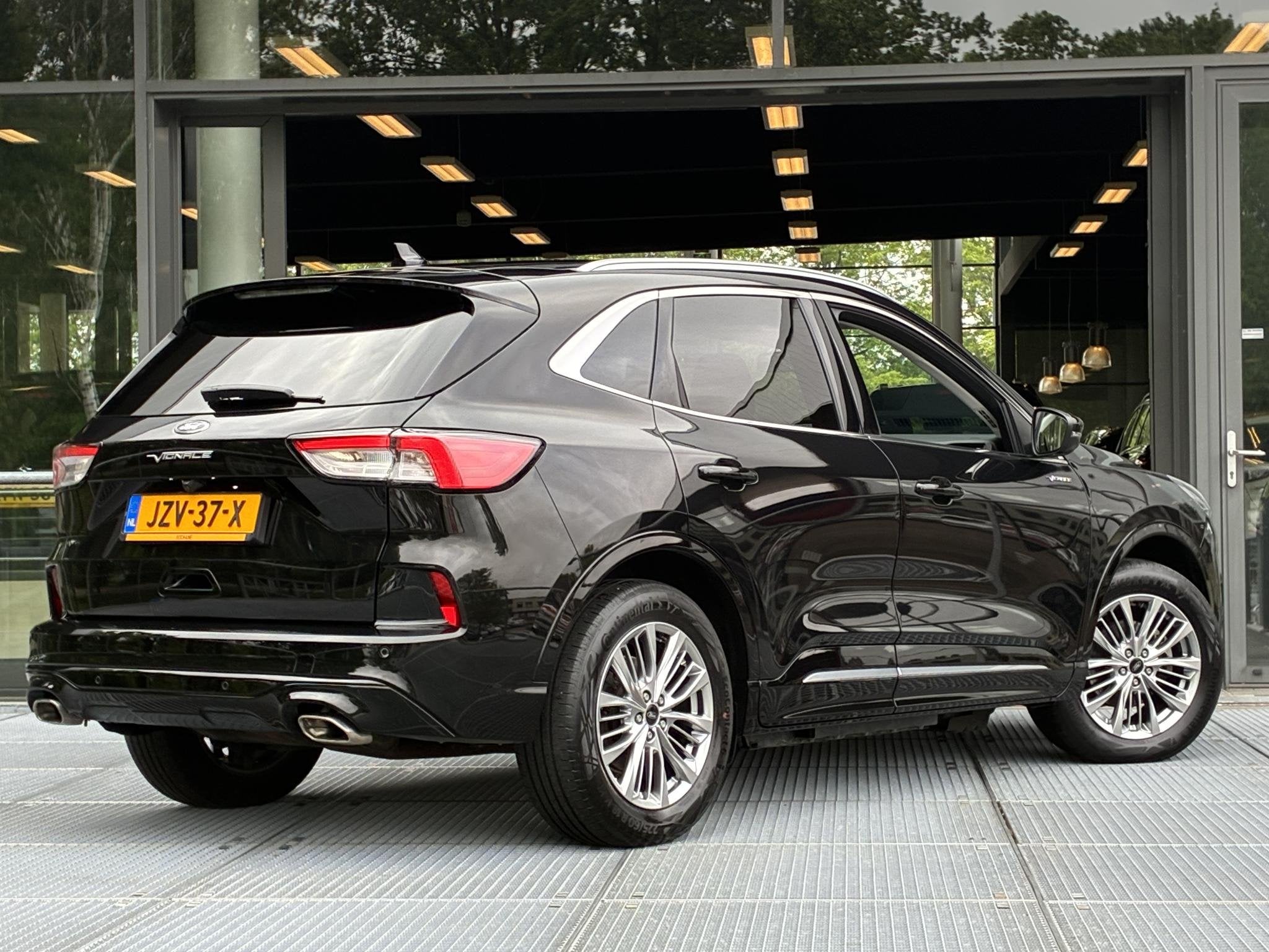 Ford Kuga 2.5 PHEV Vignale Automaat 225PK | Navigatie | Lede, 14 kWh, Gebruikt, Euro 6, 4 cilinders