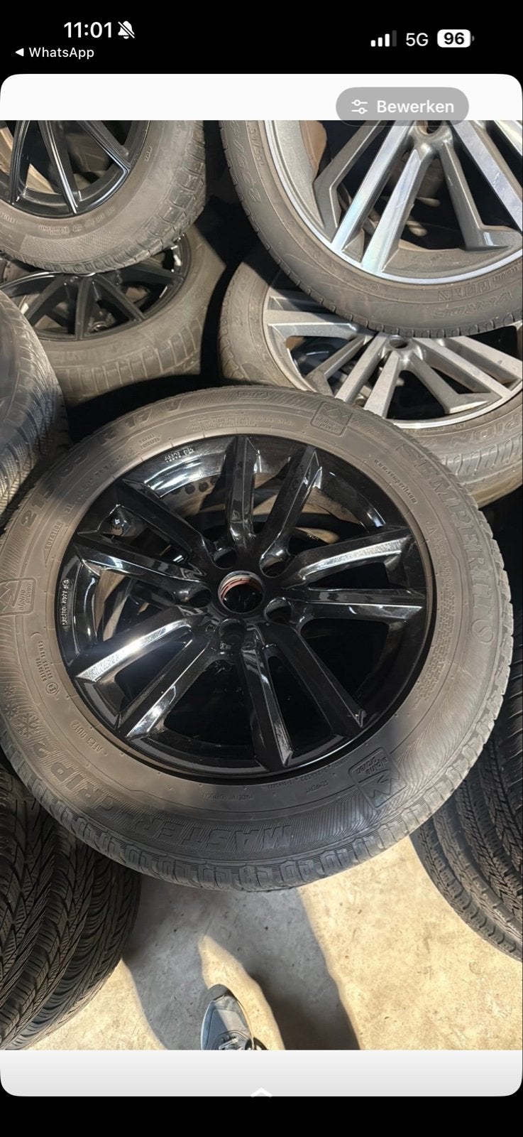 17 inch audi q3 velgen met banden, Auto-onderdelen, Gebruikt, Banden en Velgen, All Season, Personenwagen