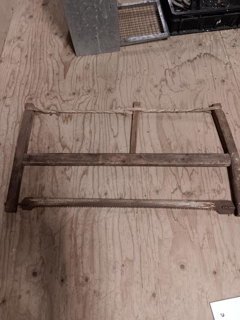Ouderwetse hout(span)zaag, Ophalen
