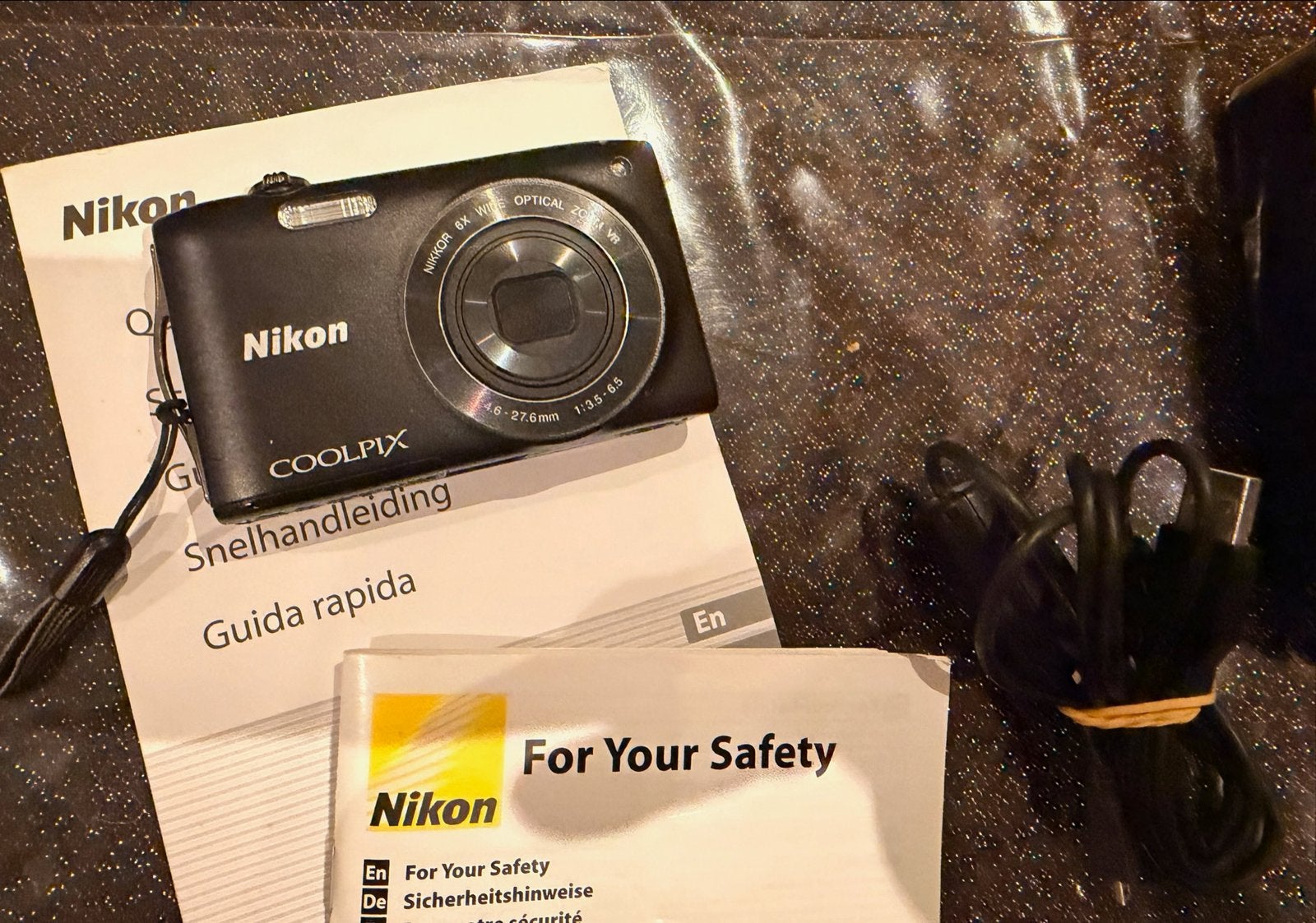 Nikon Coolpix S3300 Compactcamera - Zwart, Ingebouwde flitser, Ophalen of Verzenden, Compactcamera, 4 t/m 7 keer