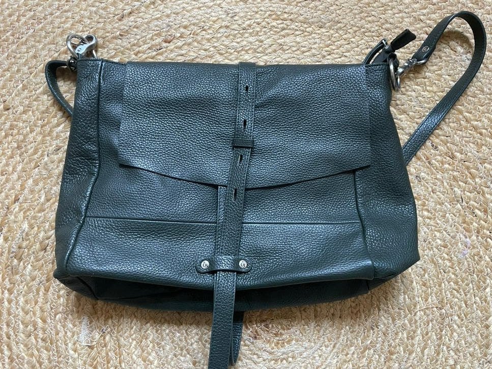 Castelijn&Beerens schoudertas van soepel groen leer, Sieraden, Tassen en Uiterlijk, Tassen | Schoudertassen, Ophalen of Verzenden