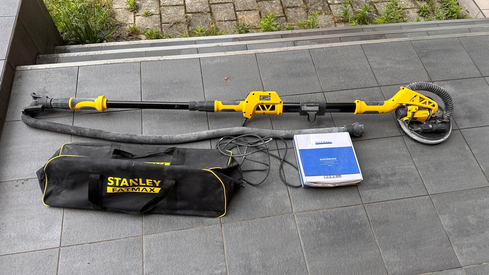 Stanley FATMAX SFMEE500 wandschuurmachine, Doe-het-zelf en Verbouw, Ophalen of Verzenden, Zo goed als nieuw, Geel