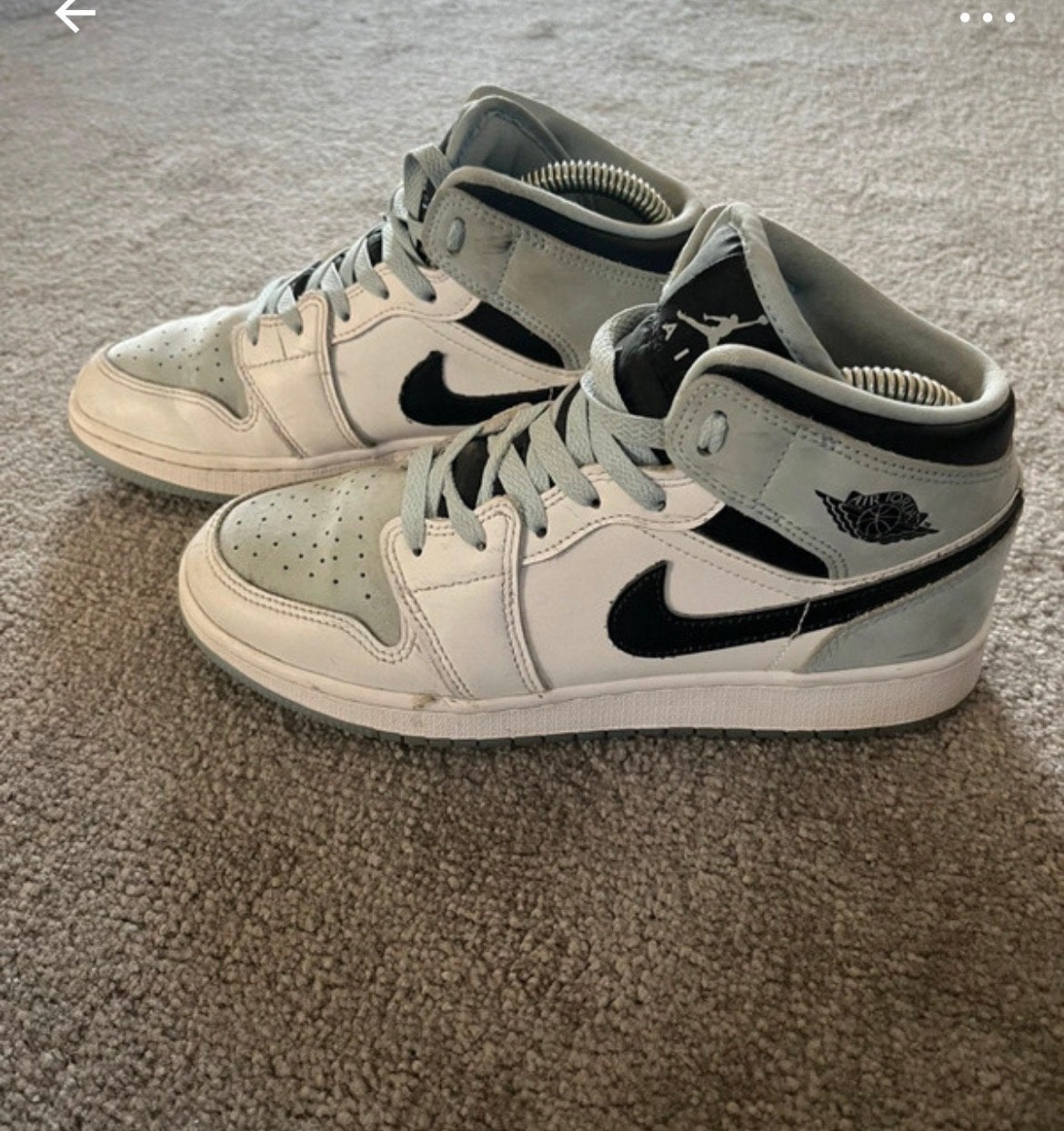 Nike Air Jordan 1 Mid - Lichtblauw/Wit/Zwart mt 38, Ophalen of Verzenden, Gedragen, Blauw, Sneakers of Gympen