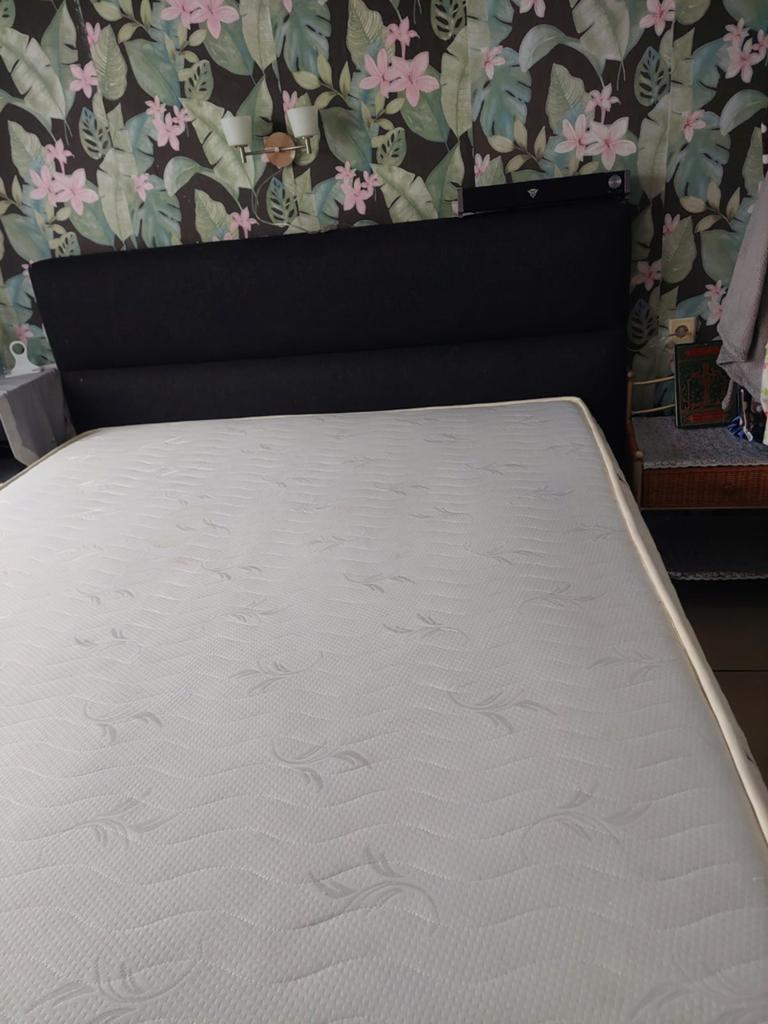 Boxspring te koop, Ophalen, Zo goed als nieuw, Tweepersoons