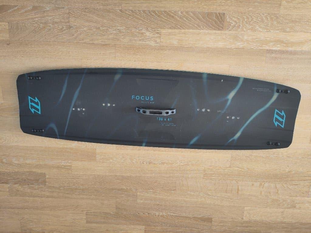 North Focus Kiteboard 136x41 - Freestyle/Freeride, Gebruikt, Twintip, Kiteboard, Ophalen of Verzenden