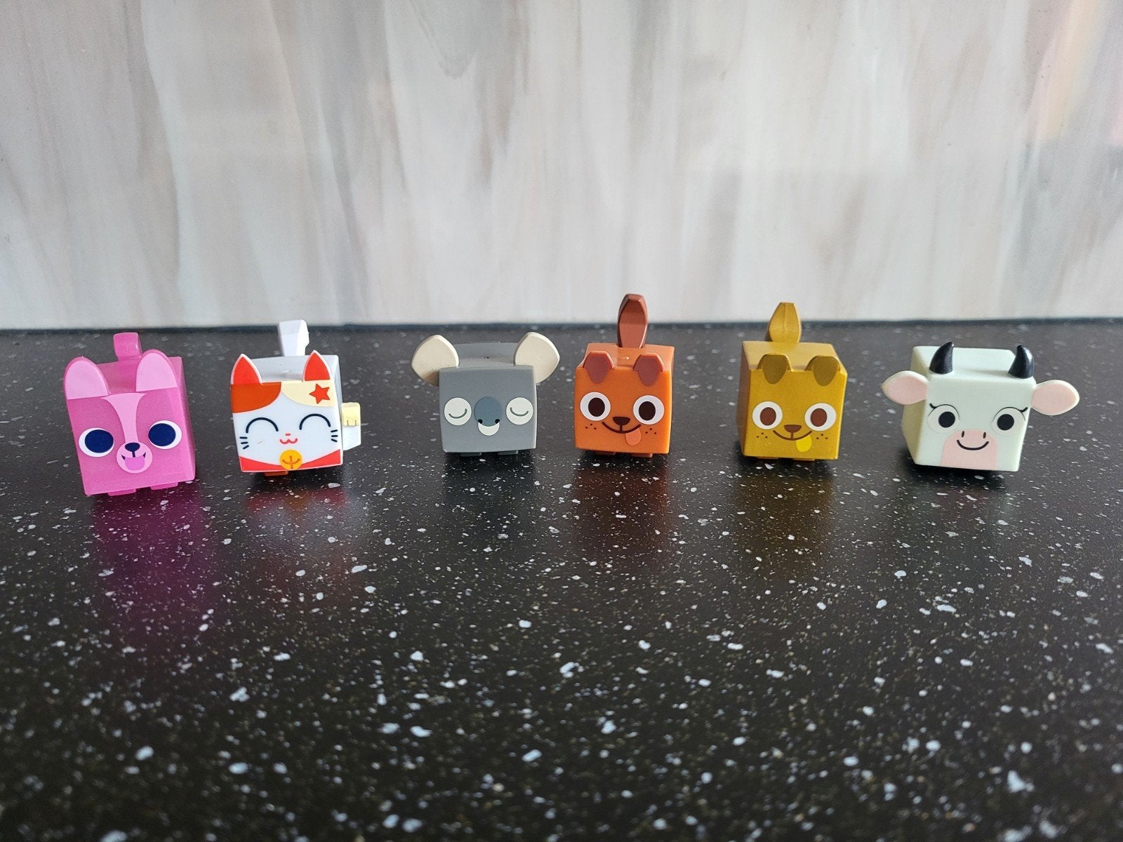 Pet Simulator X Mystery Box Figuren, Ophalen of Verzenden, Zo goed als nieuw, Jongen of Meisje