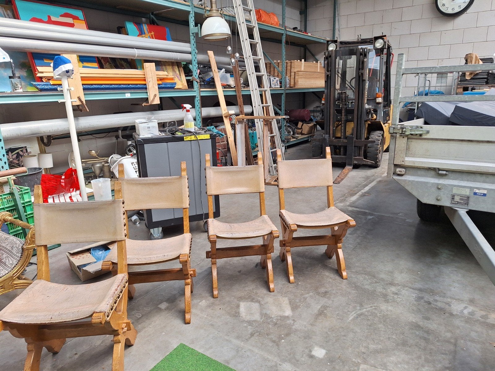 Set van 4 vintage houten stoelen met leren zitting, Ophalen