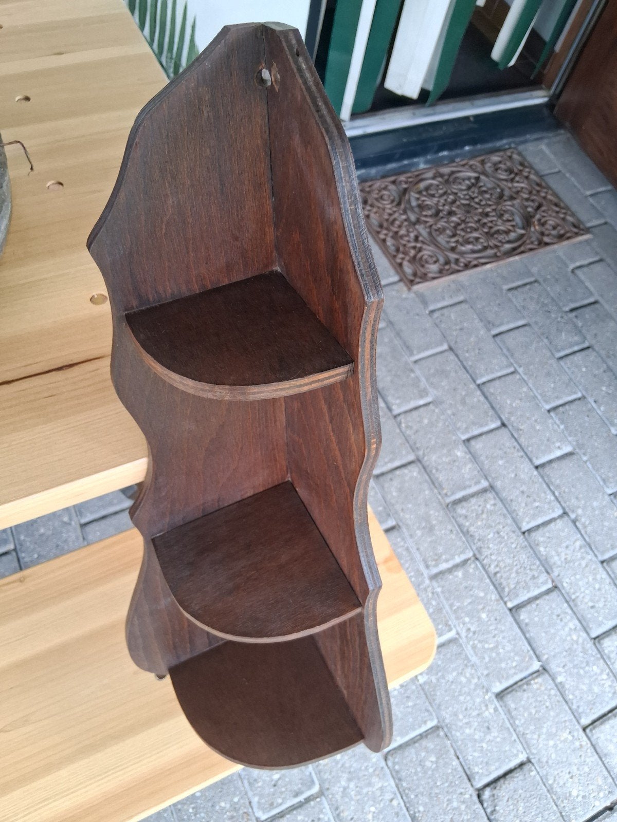Vintage houten hoekrekje met 3 planken, Ophalen, Gebruikt