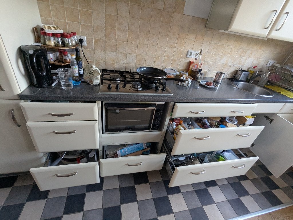Complete keuken met inbouwapparatuur (excl. koelkast), Overige materialen, Overige merken, Ophalen, Beige