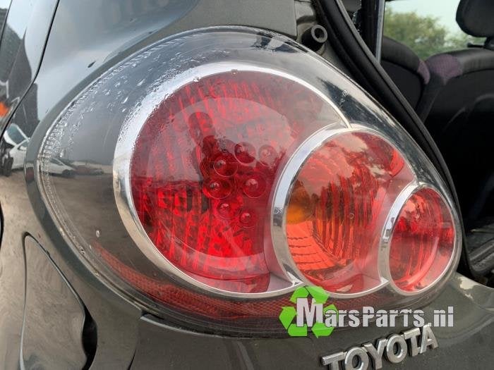 Achterlicht links van een Toyota Aygo, Gebruikt, -, -, Ophalen of Verzenden